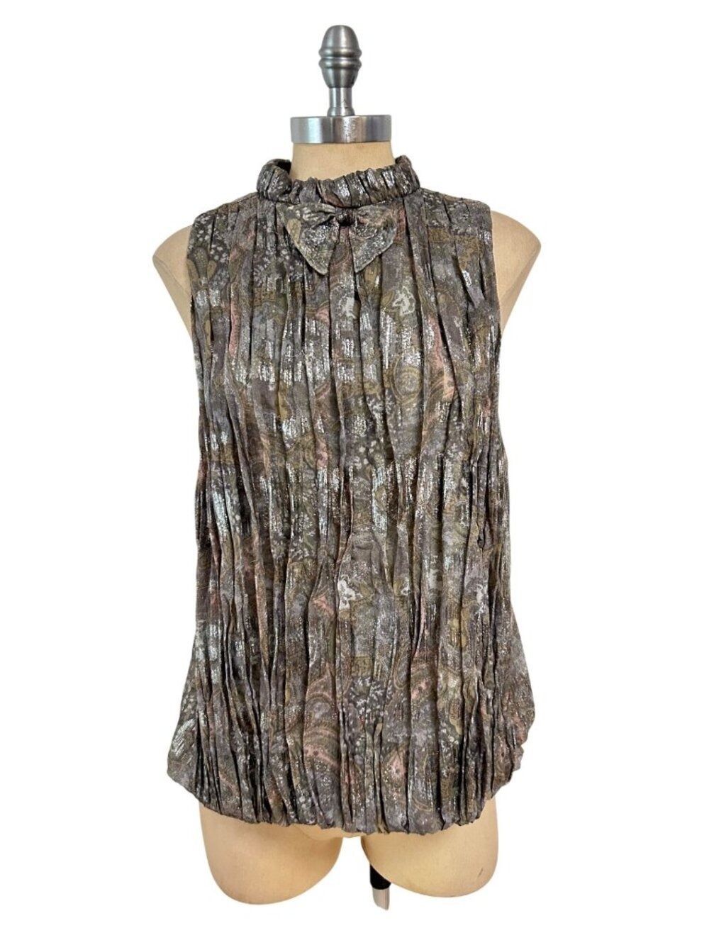 Marc By Marc Jacobs Silver Metallic Pleated Sleeveless Silk blend Blouse Top 4